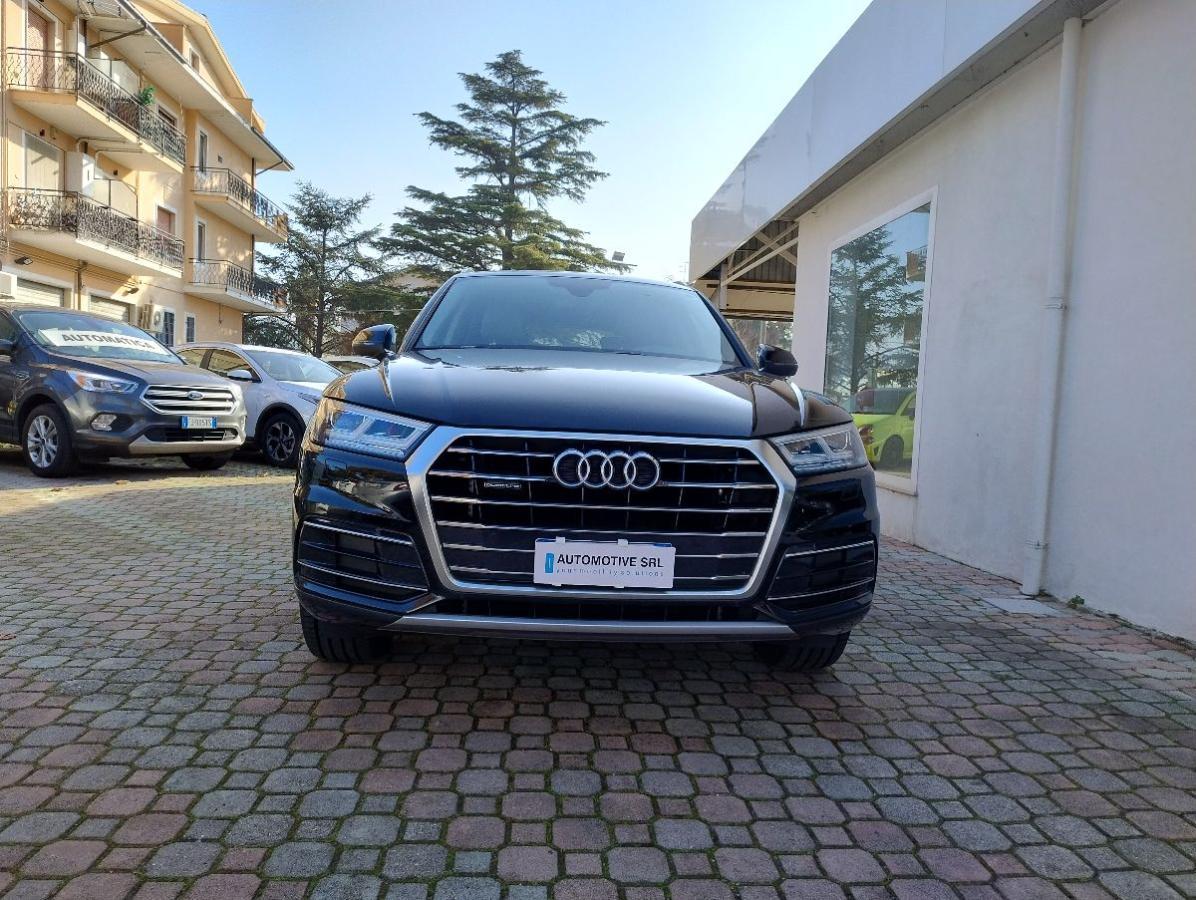 AUDI Q5 35 TDI Business quattro S tronic