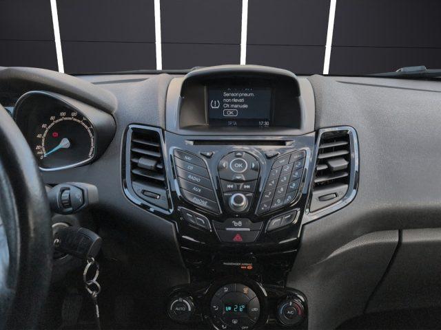 FORD Fiesta 1.5 TDCi 75CV 5 porte Titanium