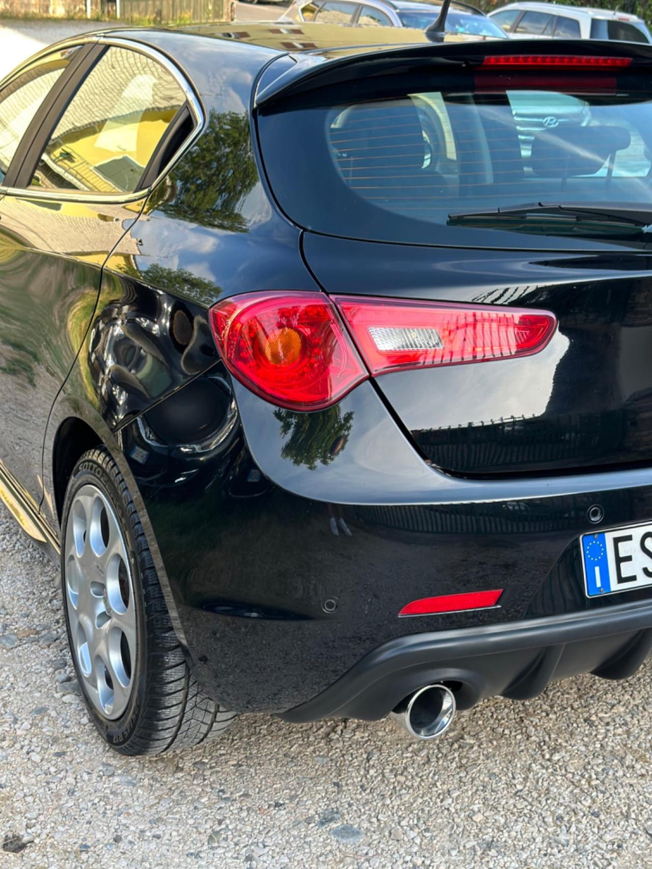 Alfa Romeo GIULIETTA 1.6 JTDm-2 KIT QUADRIFOGLIO