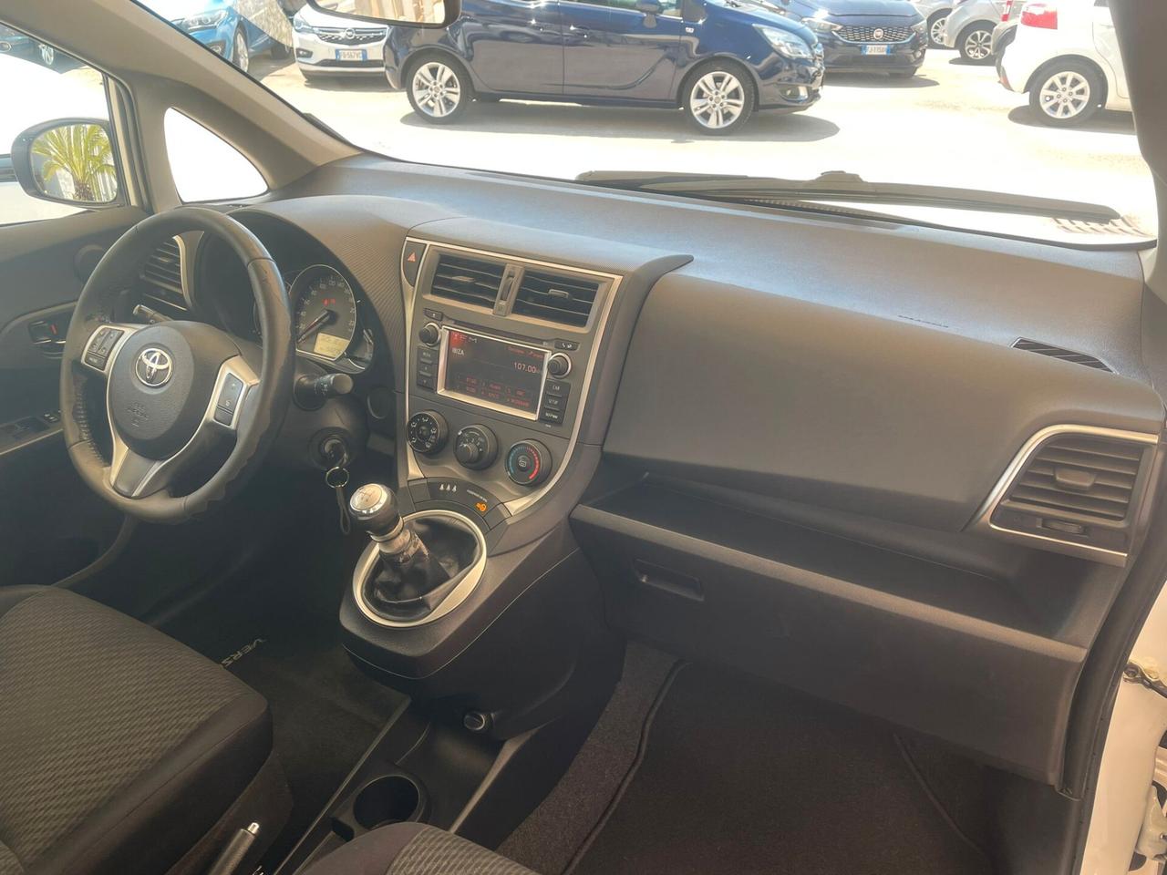 Toyota Verso-S 1.4D MT Active