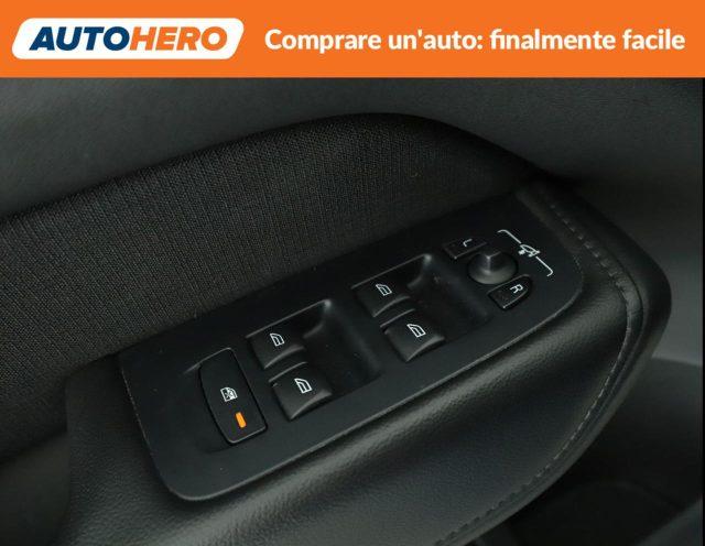 VOLVO XC60 B4 (d) AWD Geartronic Momentum Pro