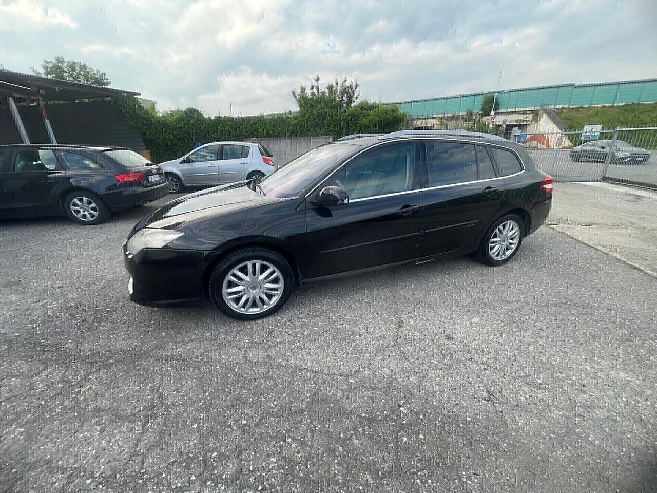 Renault Laguna 2.0 dCi 150CV SporTour Elite Plus Dynamique