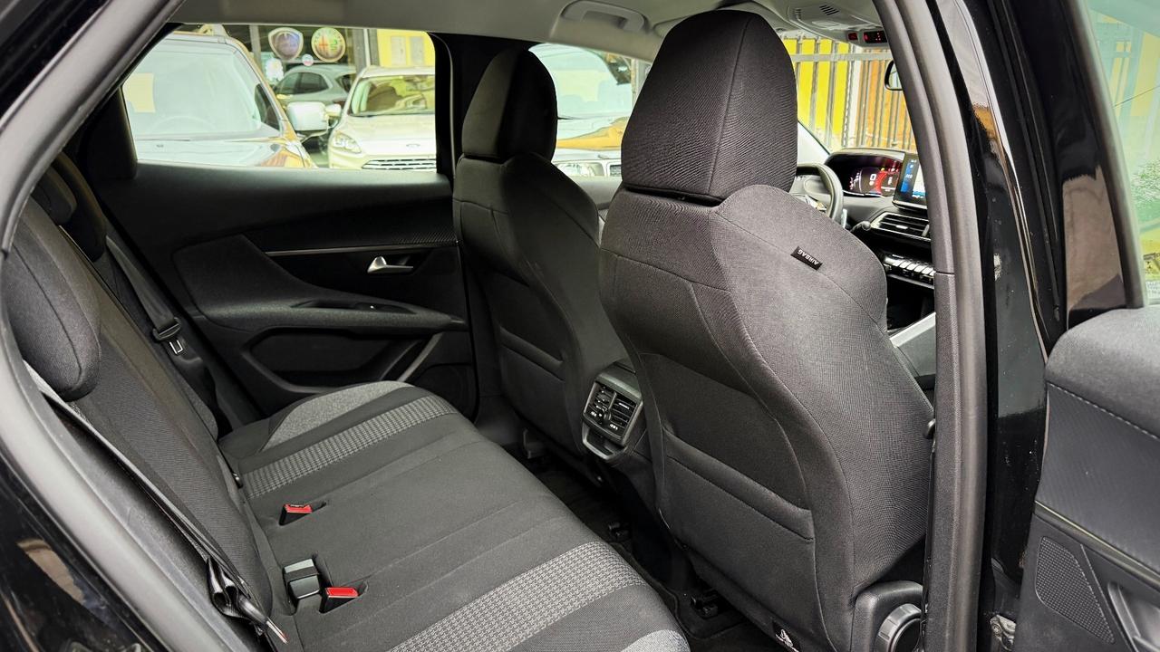 Peugeot 3008 1.5 Hdi EAT8 Business - 2021