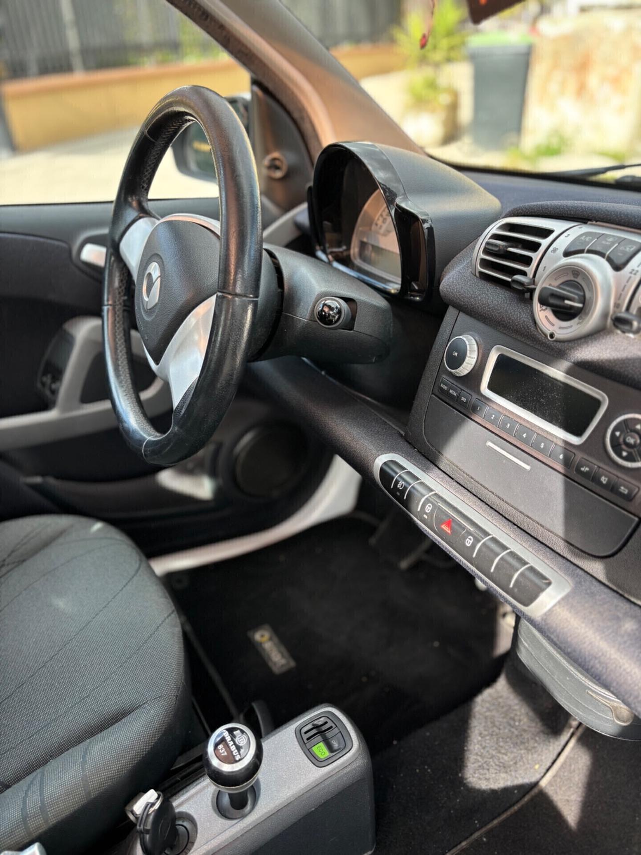 Smart ForTwo 1000 52 kW MHD coupé passion