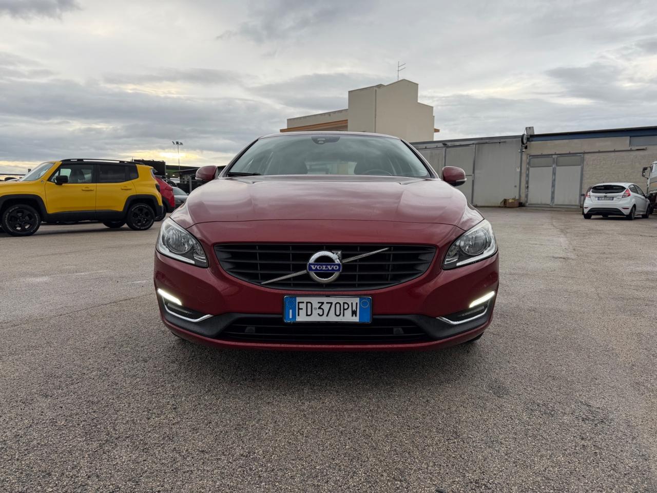 VOLVO V60 2.0D D3 150CV FULL LED MANUALE MY16