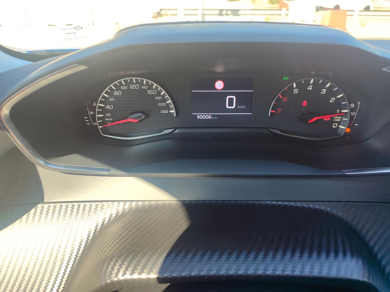 Peugeot 2008 BlueHDi 110 S&S Allure Pack
