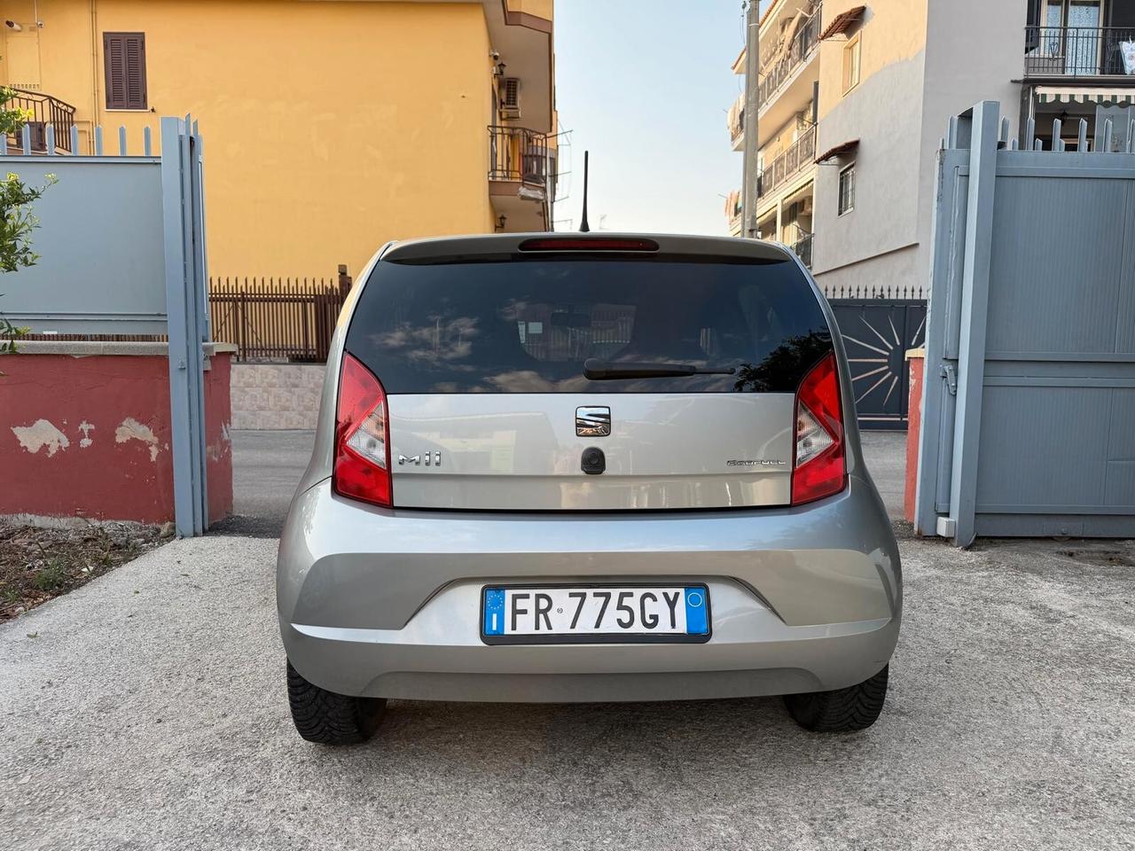 Seat Mii 1.0 68 CV 5 porte Chic Ecofuel