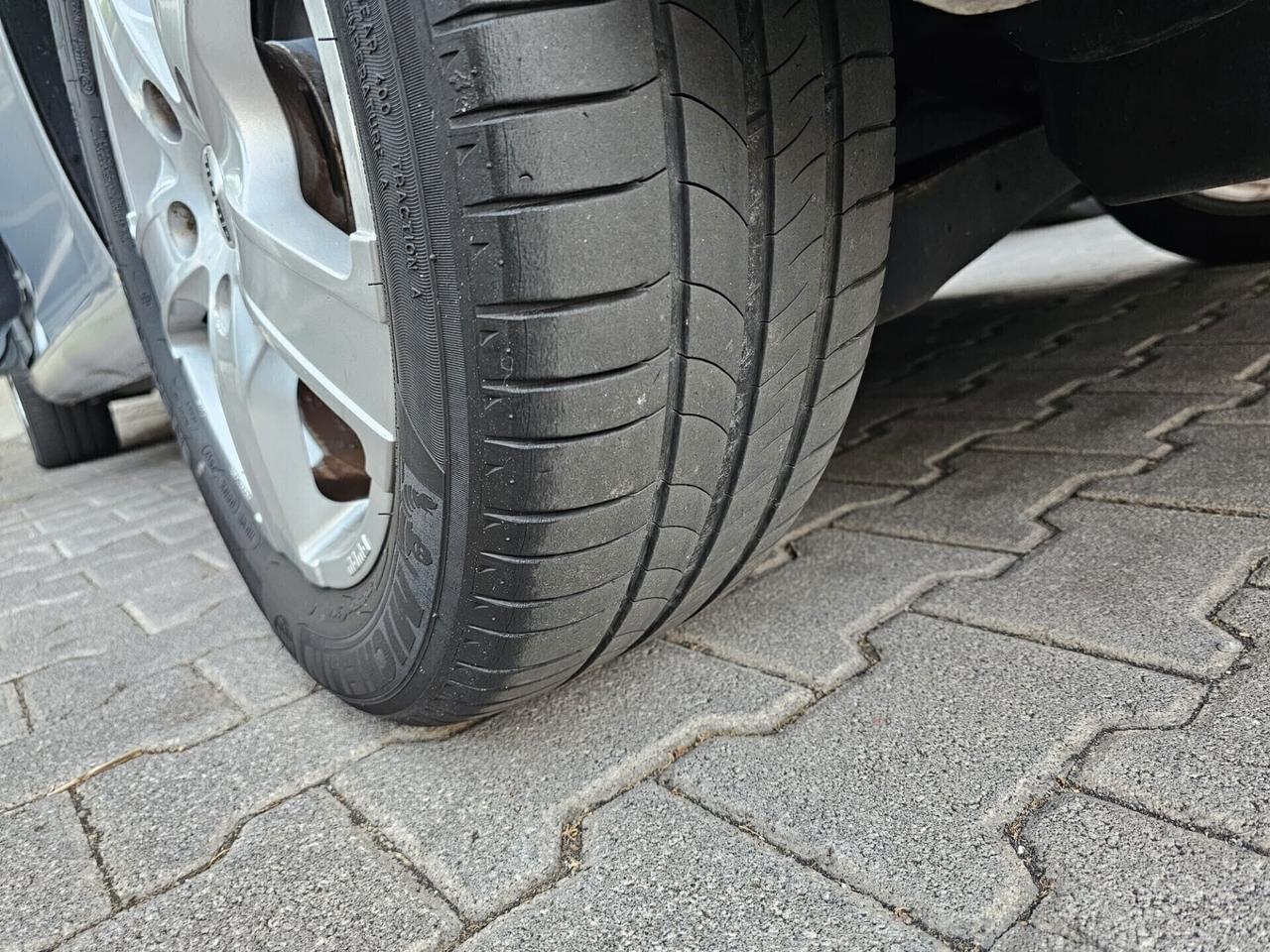 Volkswagen Touran 1.4 TSI Highline EcoFuel