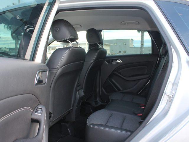 MERCEDES-BENZ B 180 d Automatic Sport