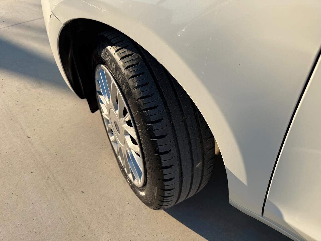 LANCIA YPSILON 2017 1.2 BENZINA 69 CV * 57.000 KM