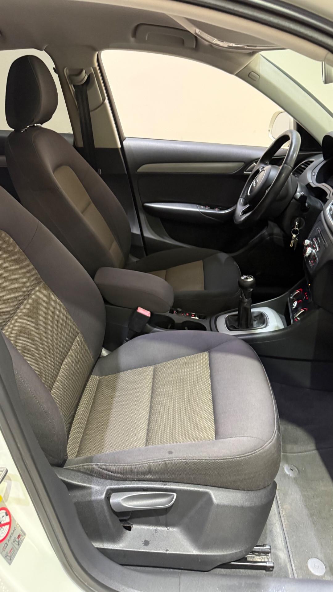 Audi Q3 2.0 TDI GANCIO TRAINO