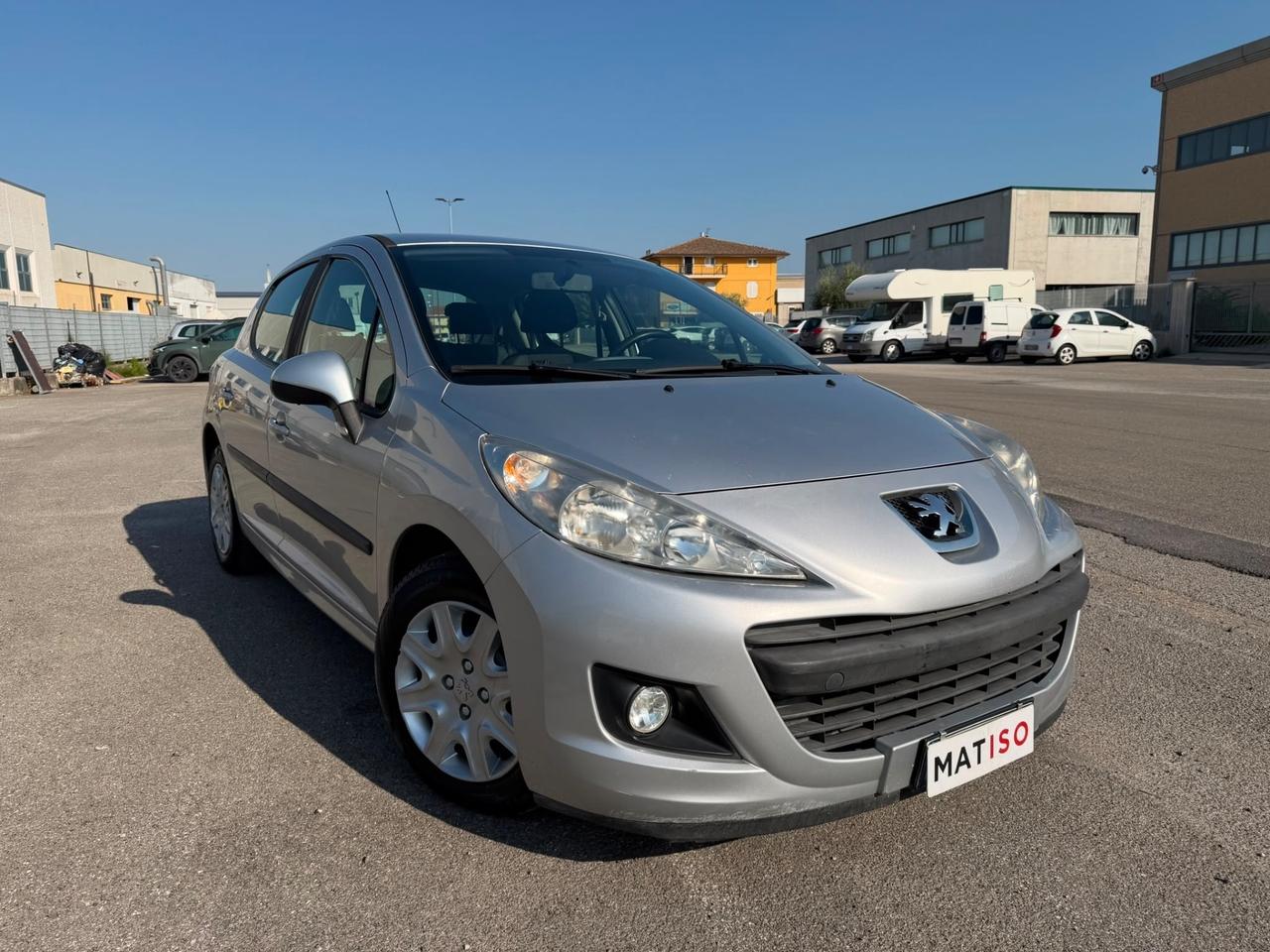 Peugeot 207