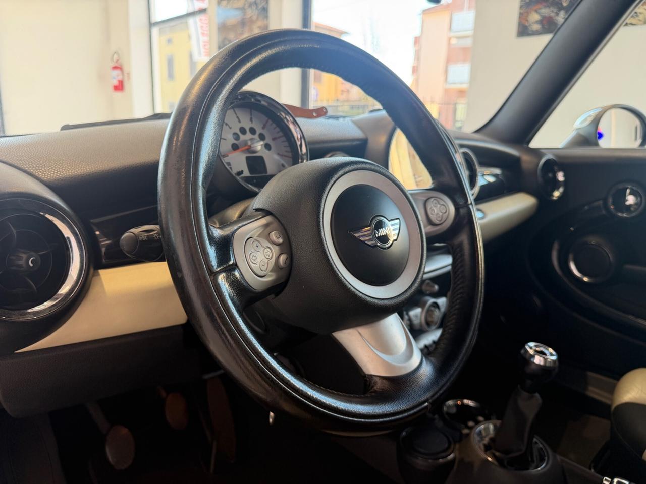 Mini 1.6 16V Abbey Road D