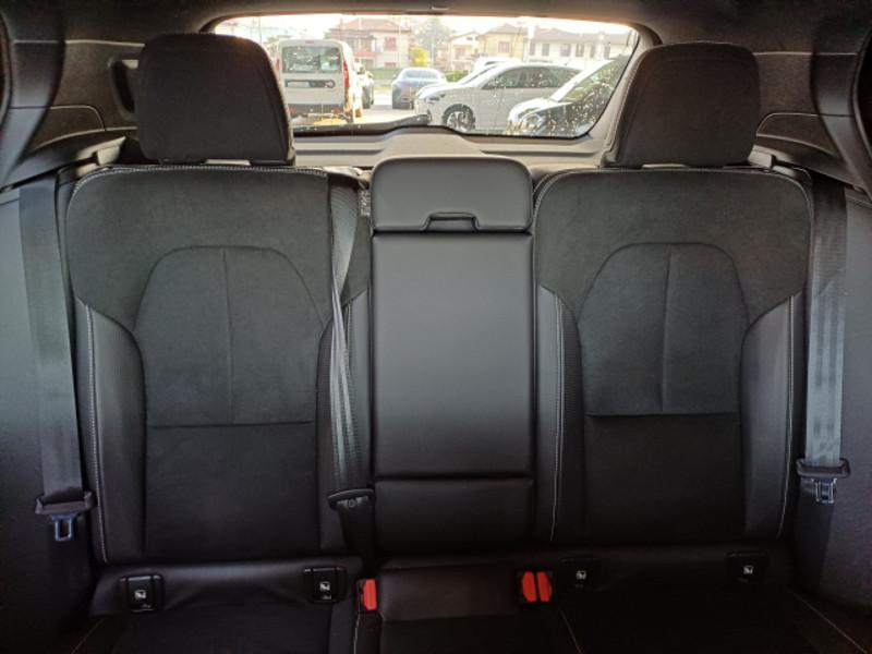 VOLVO XC40 T5 Plug-in Hybrid Recharge R-Design MY21