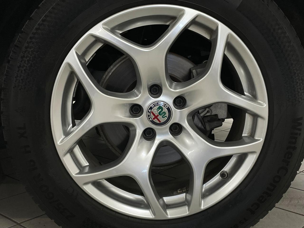 Alfa Romeo Stelvio 2.2 TD 160CV BUSINESS RUOTINO CERCHI 18" PERFETTA