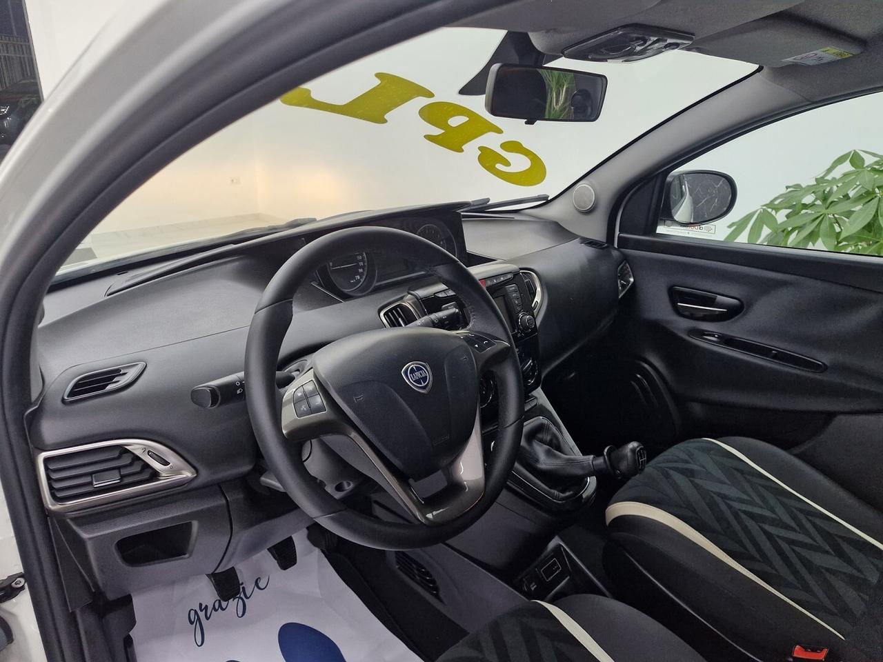 LANCIA YPSILON 1.2 69CV Ecochic GOLD ANNO 2016