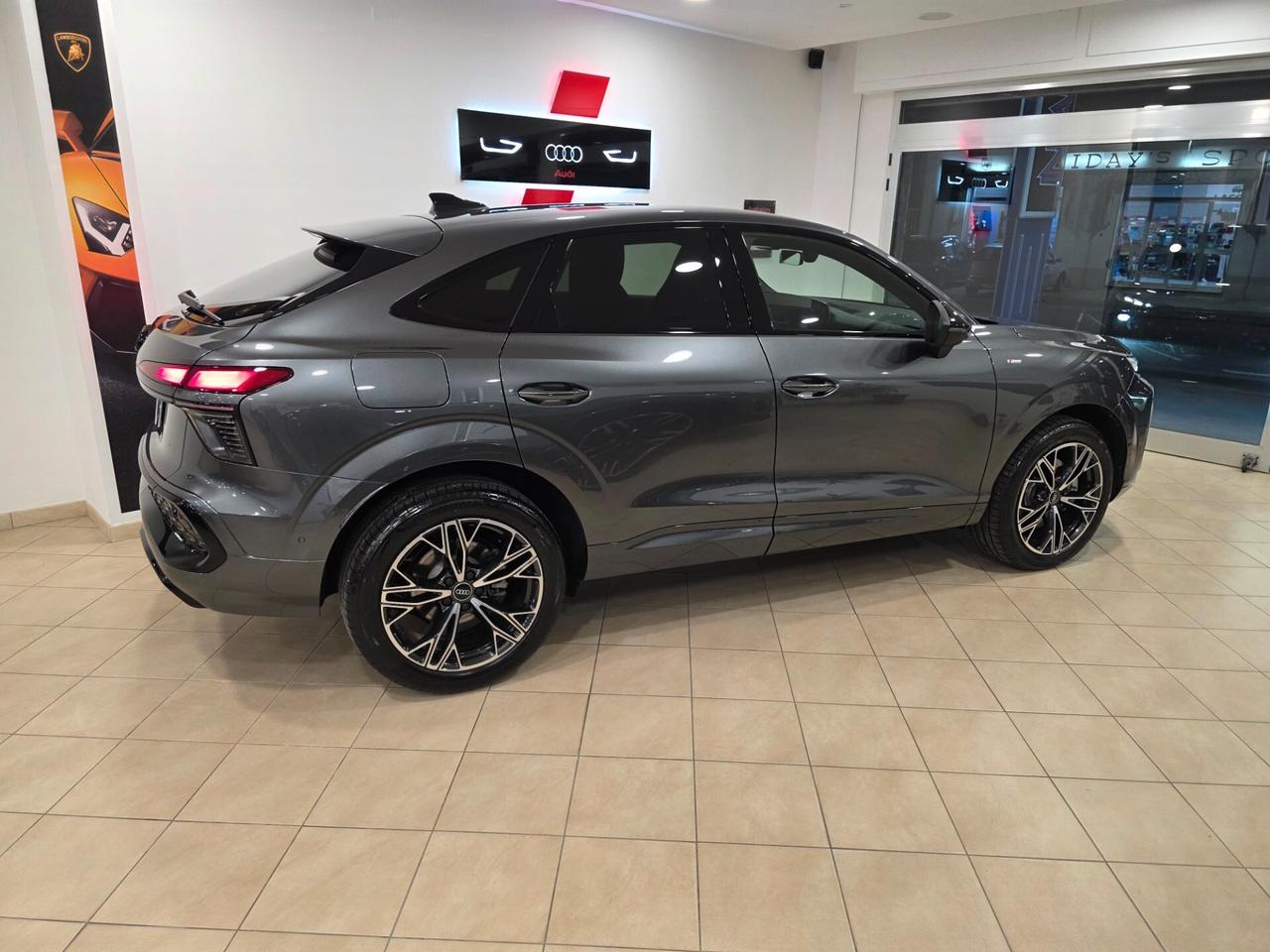 Audi Q3 SPB TDI 110 kW S tronic Line edition