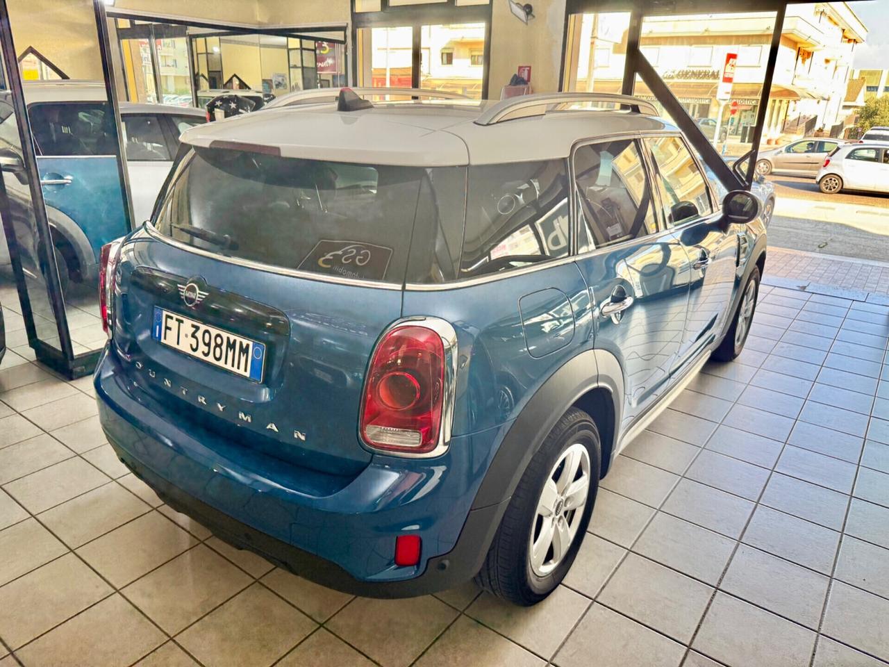 Mini Cooper D Countryman 2.0 Business Automatica