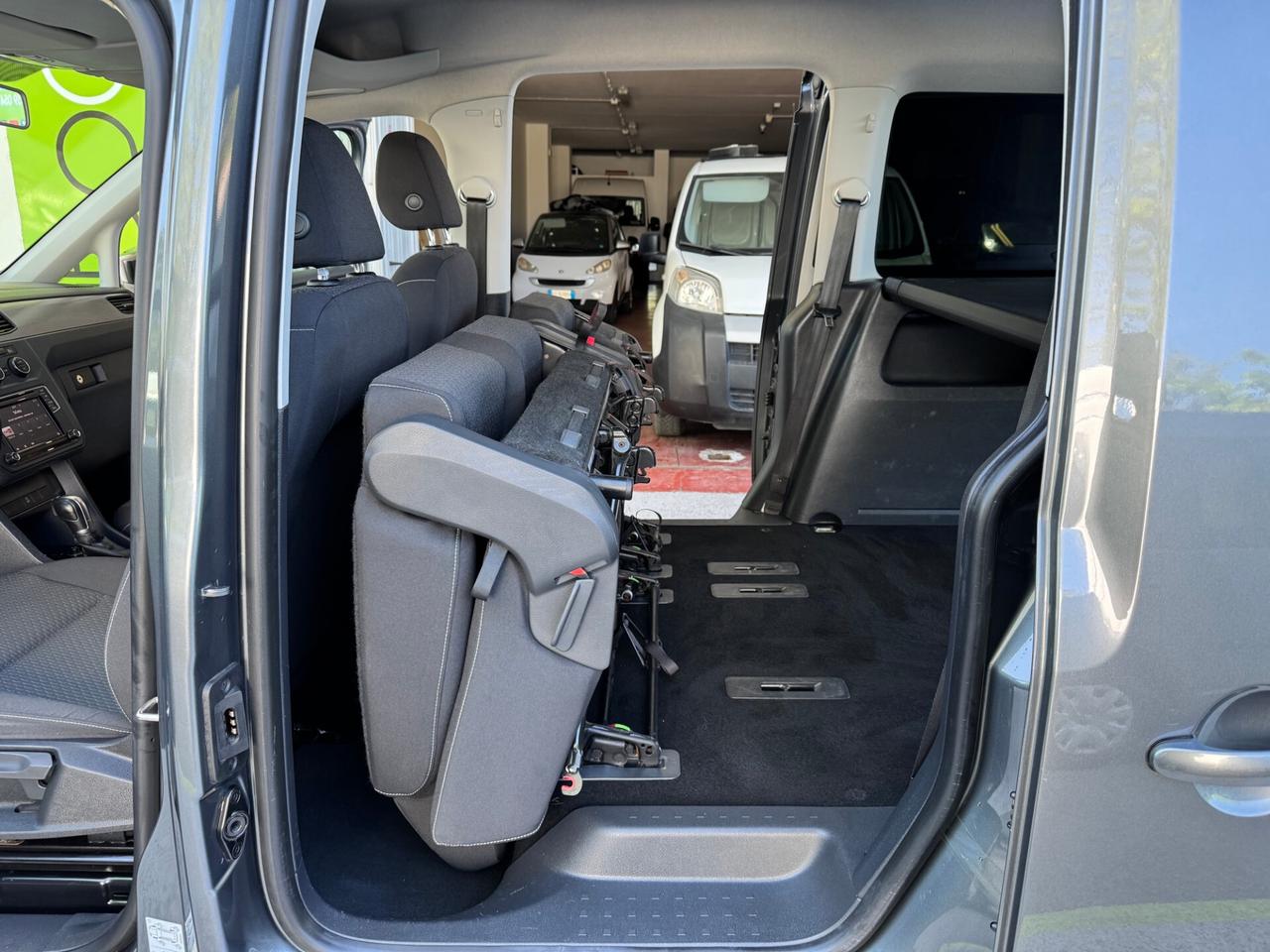 Volkswagen Caddy 2.0 TDI DSG 5P N1 GARANZIA 24MESI