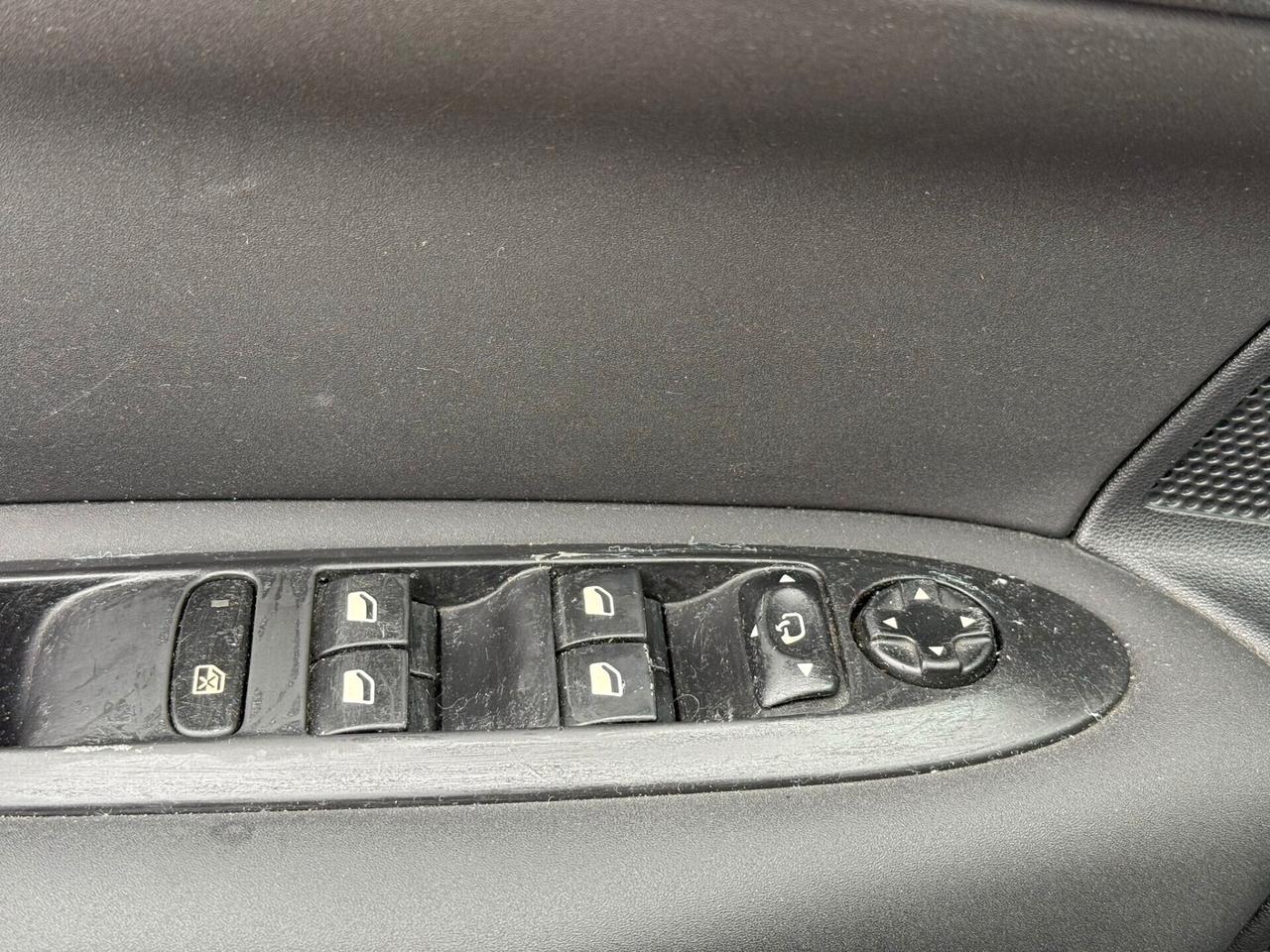 Citroen C4 1.6 vti 120 CV 5P