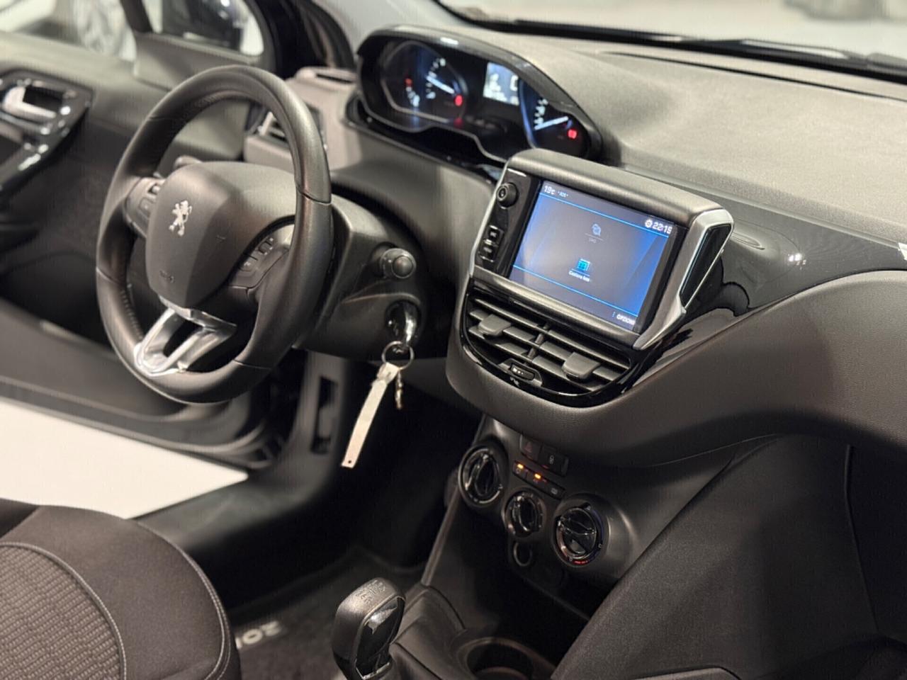 Peugeot 208 5p 1.5 bluehdi 60.000km CERTIFICATI!