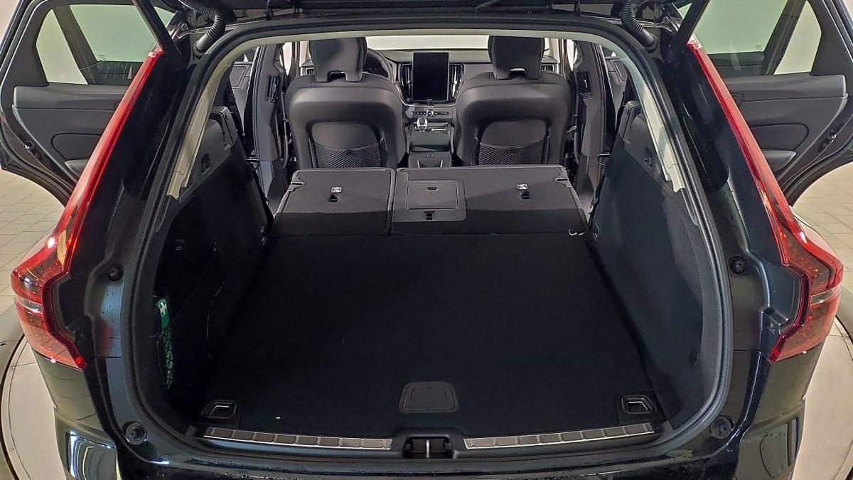 VOLVO Xc60 T6 Plug-In Hybrid Awd Automatico Plus Dark