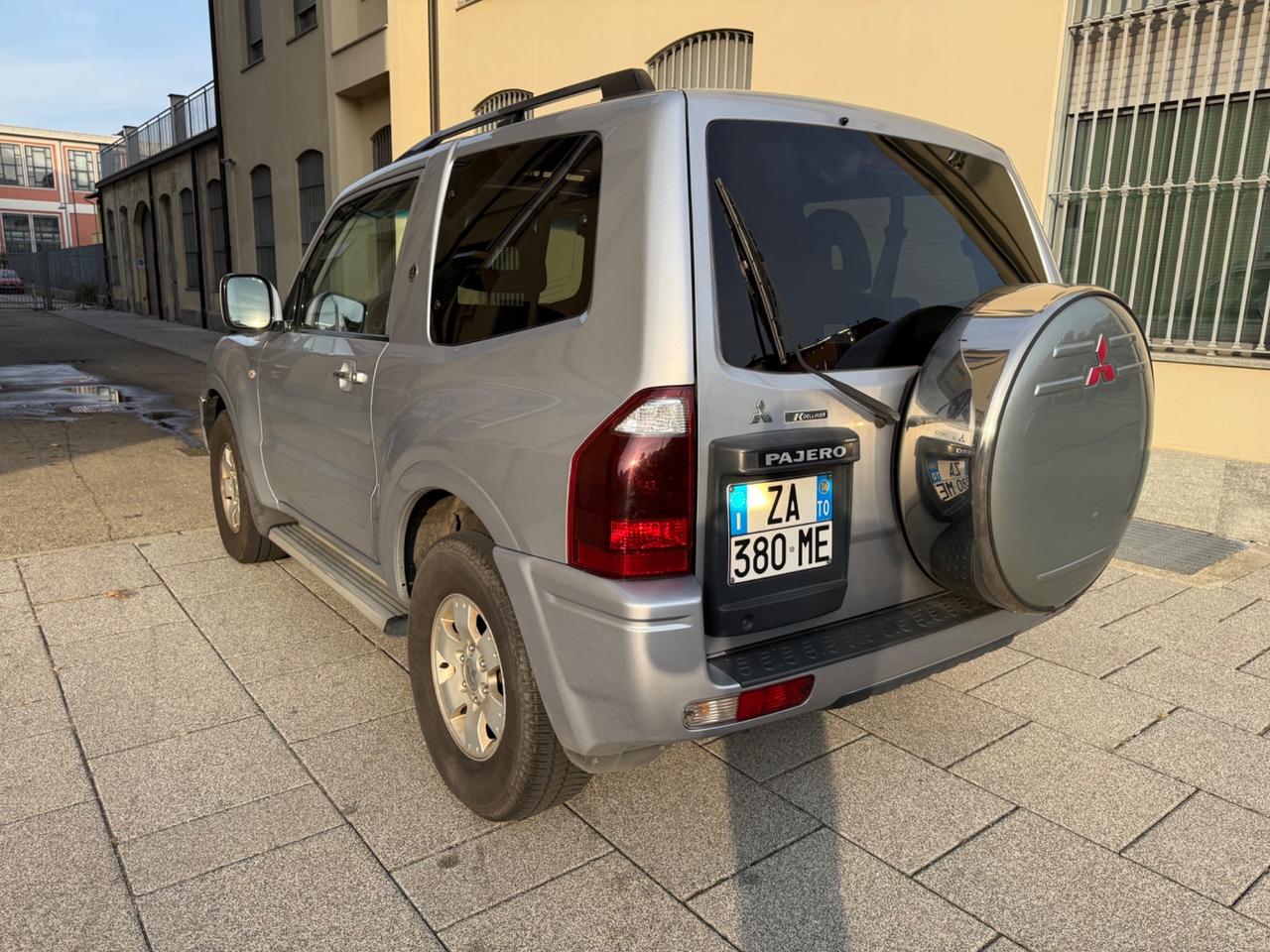 Mitsubishi Pajero Dakar 3.2 16V DI-D 3p. aut. Inv. Tecno