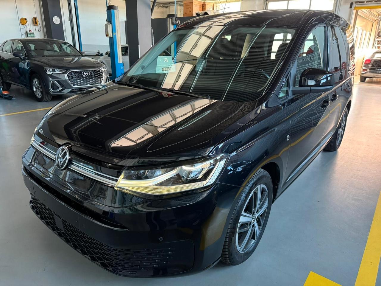 Volkswagen Caddy 2.0 TDI 122 CV DSG Style