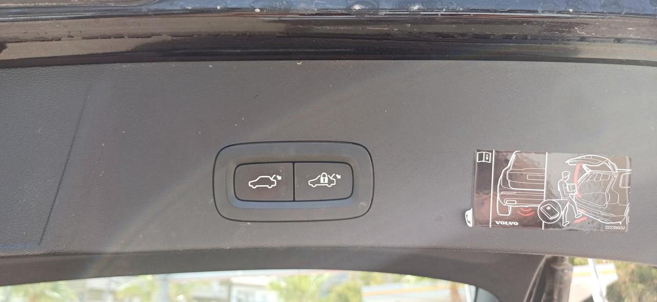 Volvo XC40 D3 Geartronic Momentum Pro