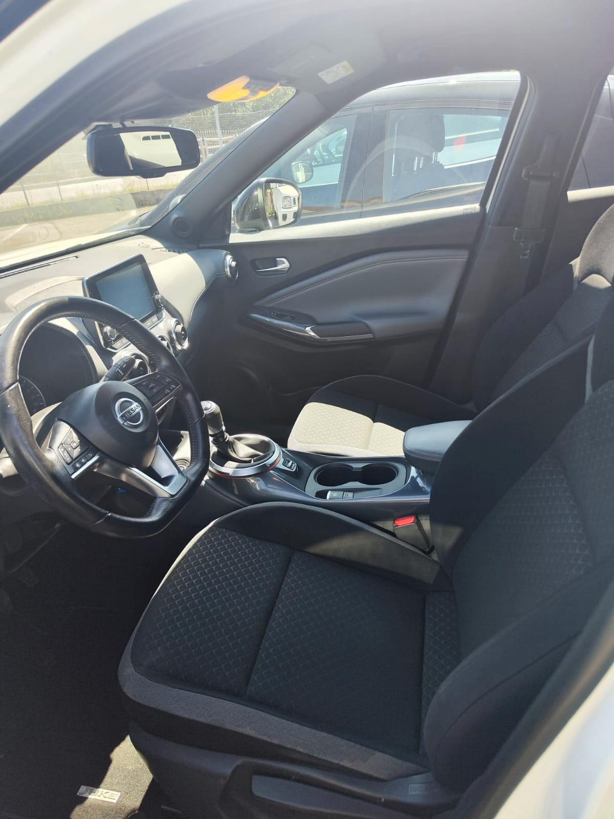 Nissan Juke 1.0 DIG-T 117 CV N-Connecta