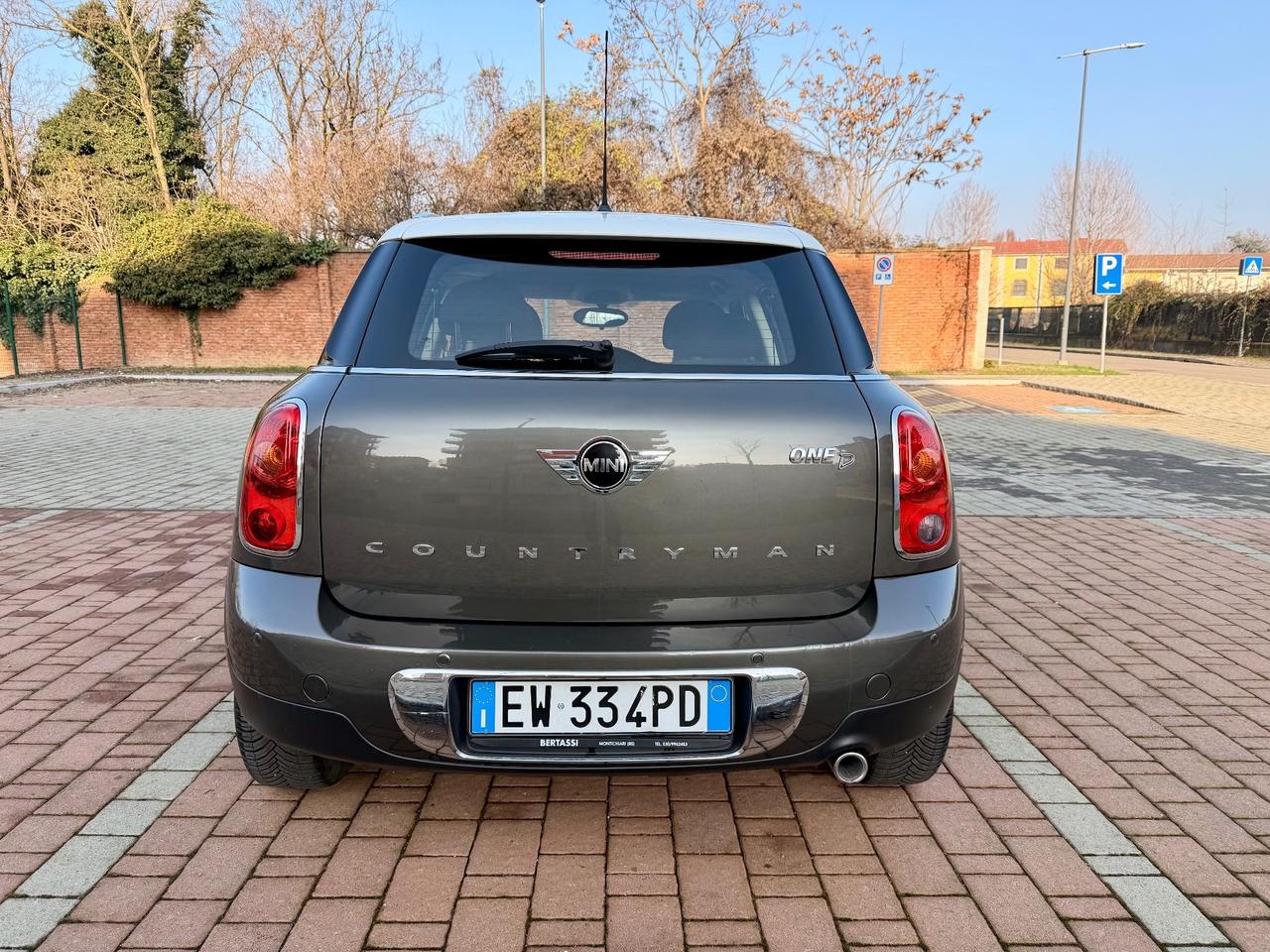 MINI Countryman D 1.6