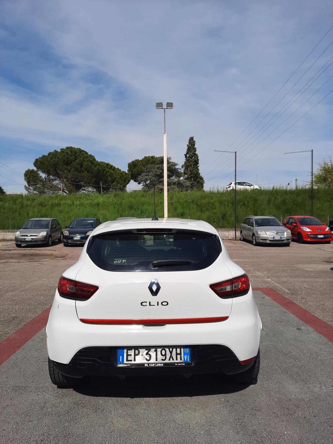 Renault Clio 1.2 75CV 5 porte Live OK NEOPATENTATI