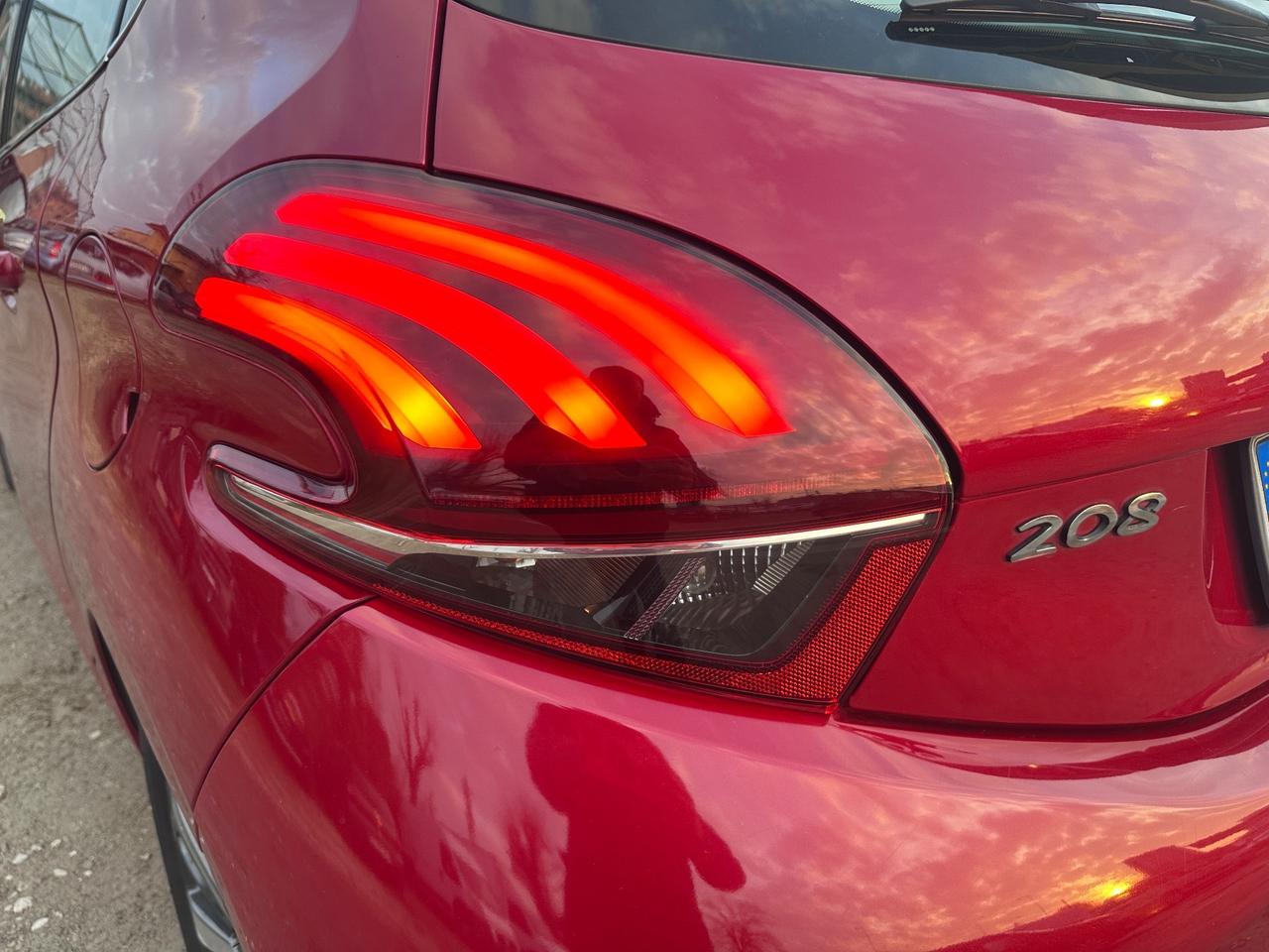 Peugeot 208 PureTech 82 5 porte Allure solo 150mila km