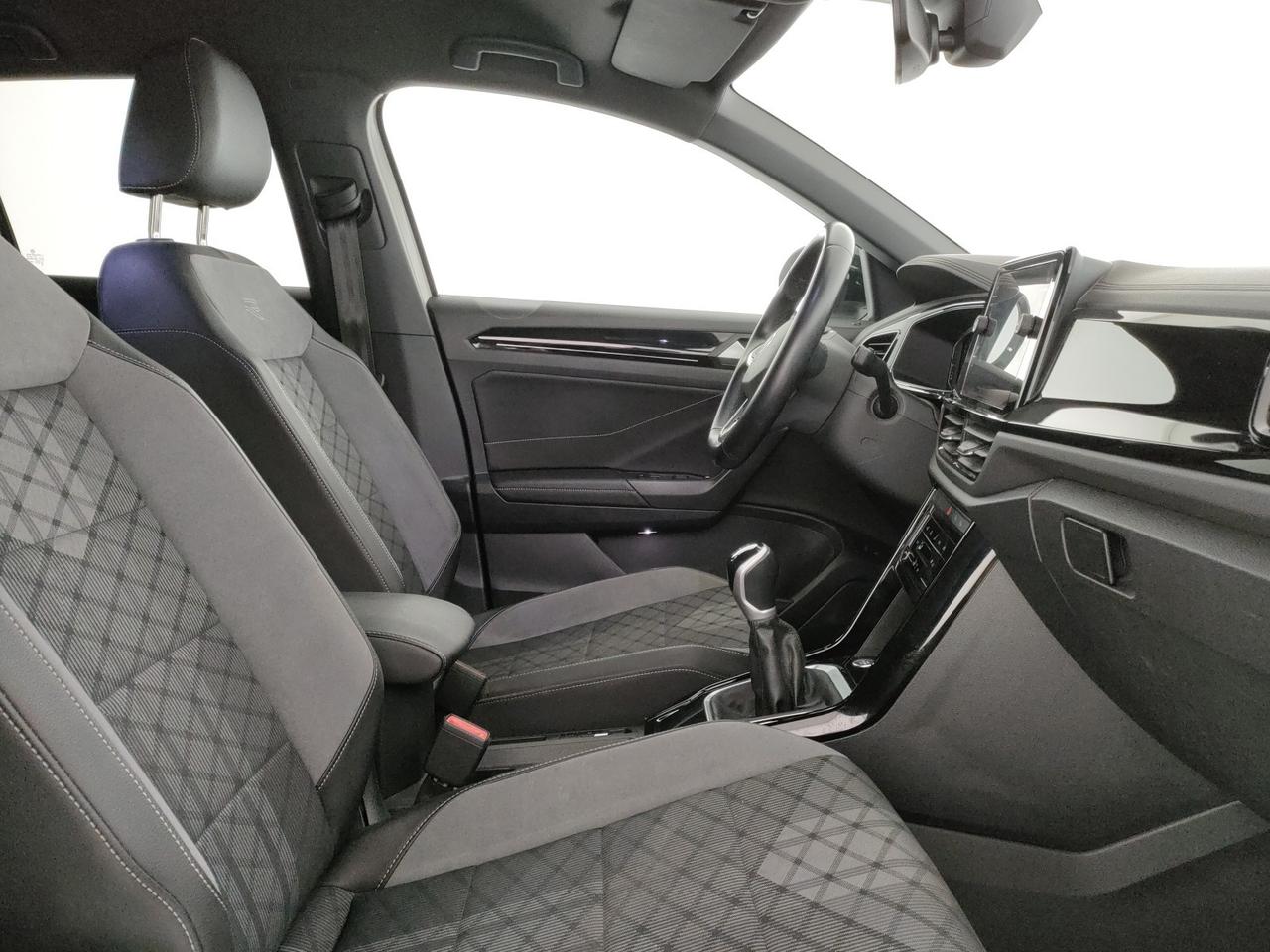 Volkswagen T-Roc 1.0 tsi r-line 110cv