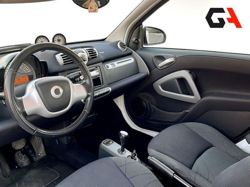 smart fortwo fortwo 1000 52 kW MHD coupé passion