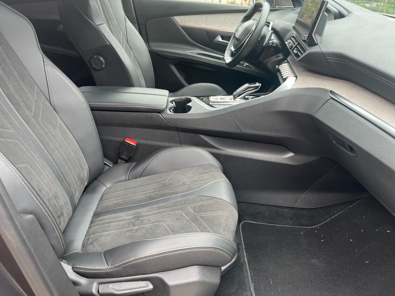 Peugeot 3008 BlueHDi 130 cv EAT8 GT Pack