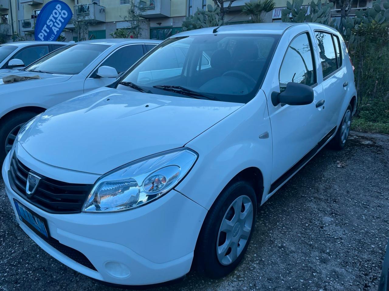 Dacia Sandero 1.2 16V GPL 75CV