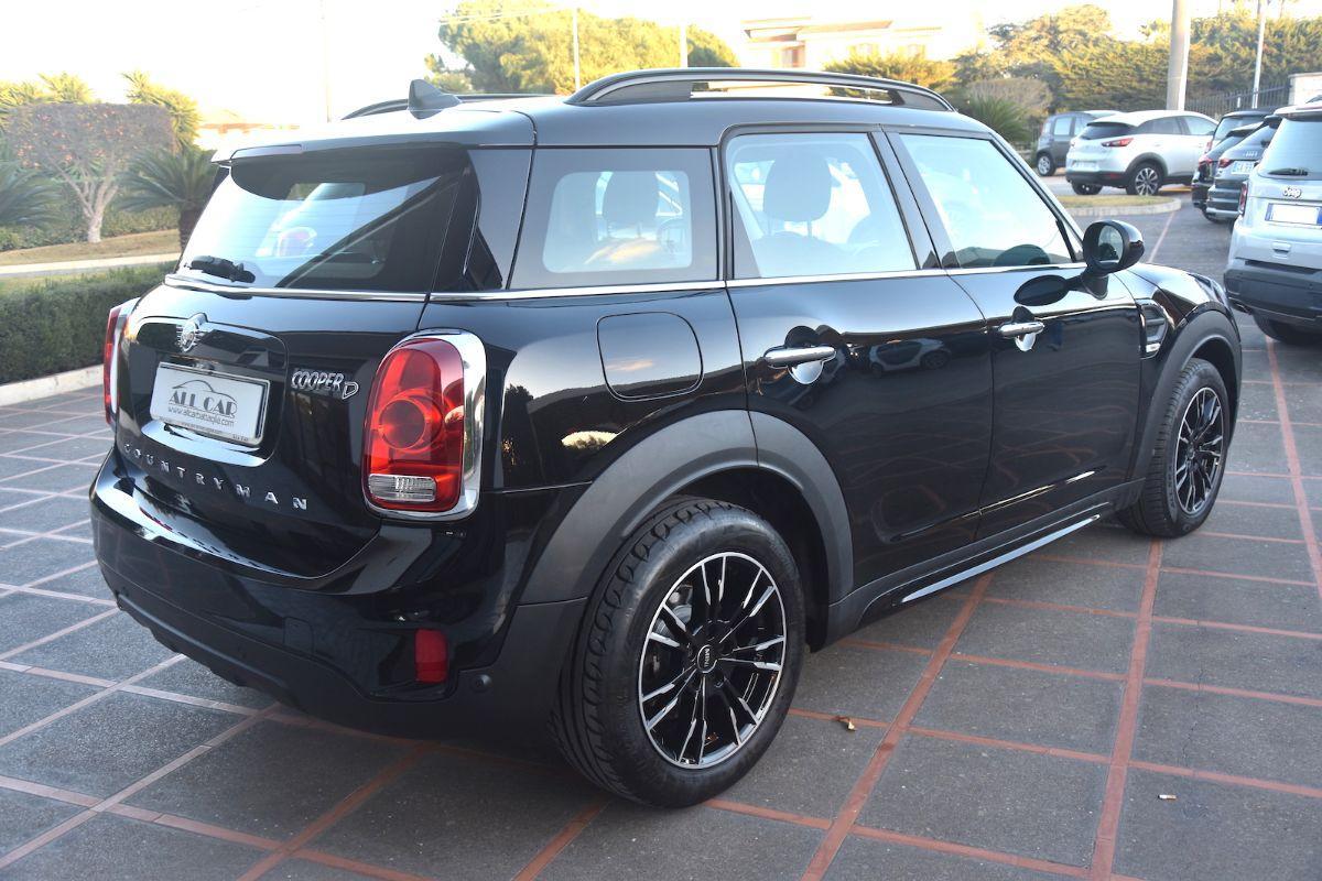 Mini Countryman Cooper D Business 150cv Aut.