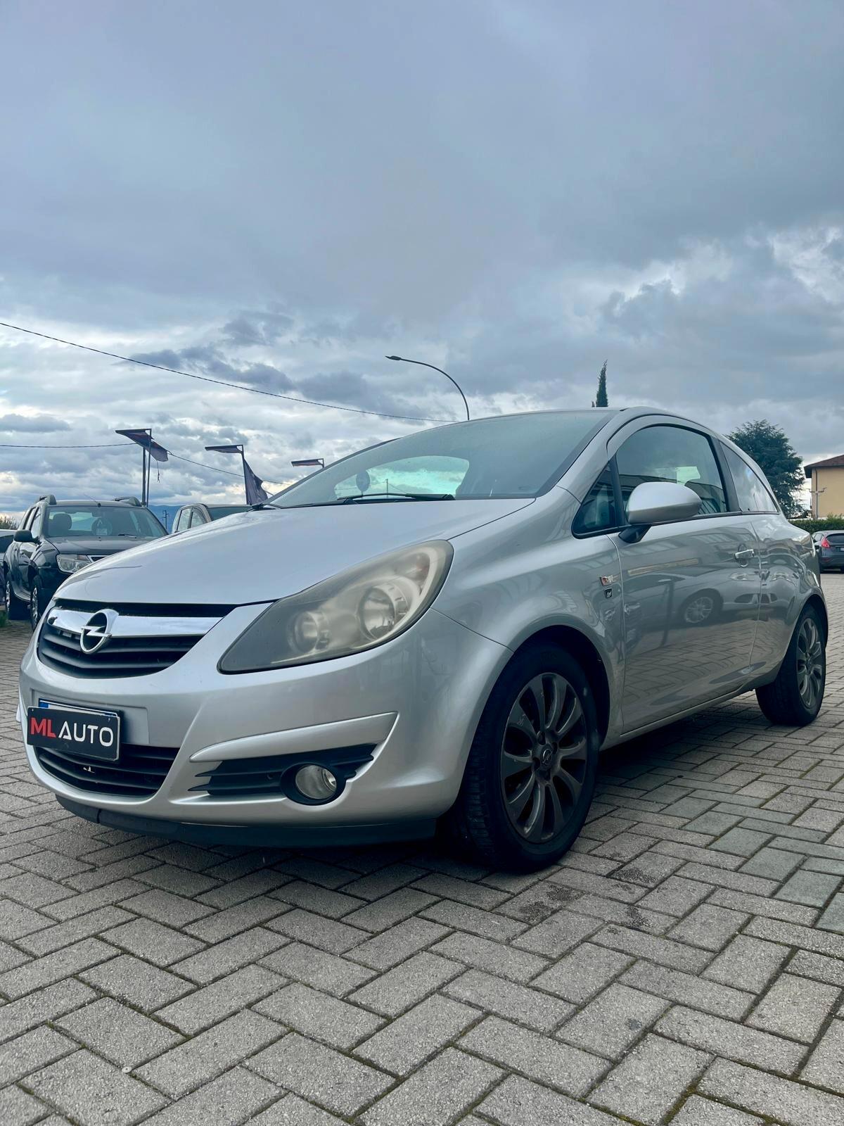 Opel Corsa 1.2 85CV 3 porte GPL-TECH Club - OK NEOPATENTATO