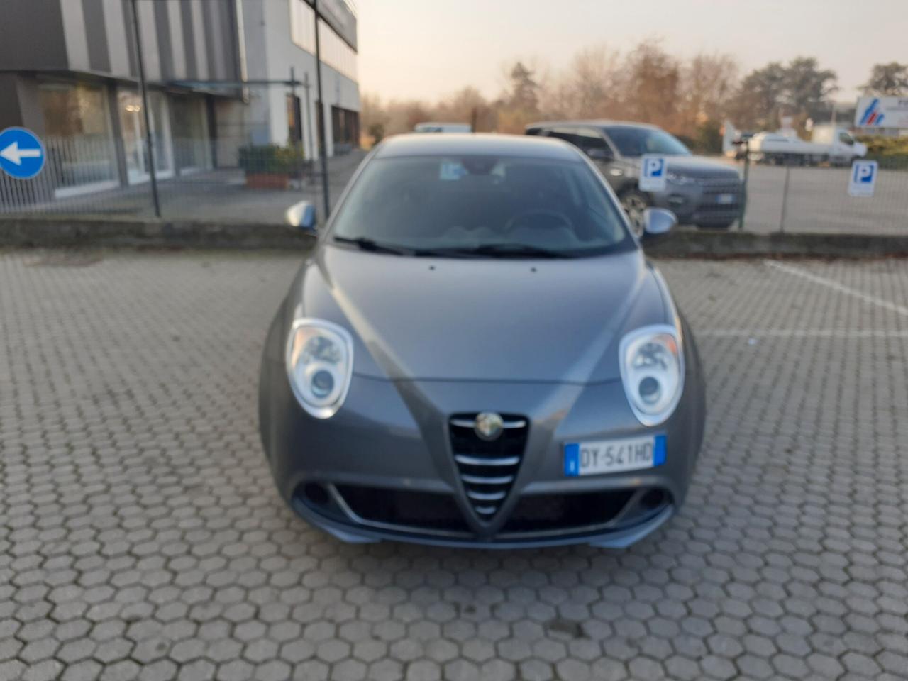 Alfa Romeo MiTo 1.6 JTDm 16V Distinctive Sport Pack