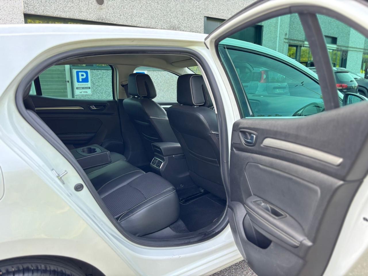 Renault Mégane dCi 8V 110 CV Energy Bose”CAR PLAY”