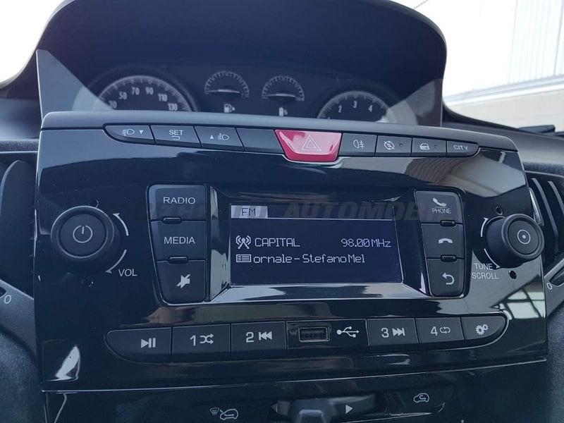 Lancia Ypsilon Ypsilon 1.0 firefly hybrid Silver s&s 70cv 5p.ti