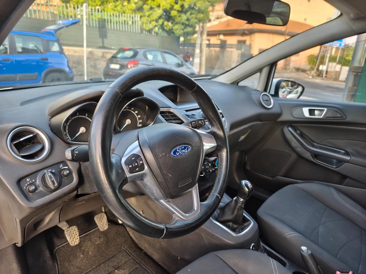 Ford Fiesta 1.4 5 porte Bz.- GPL