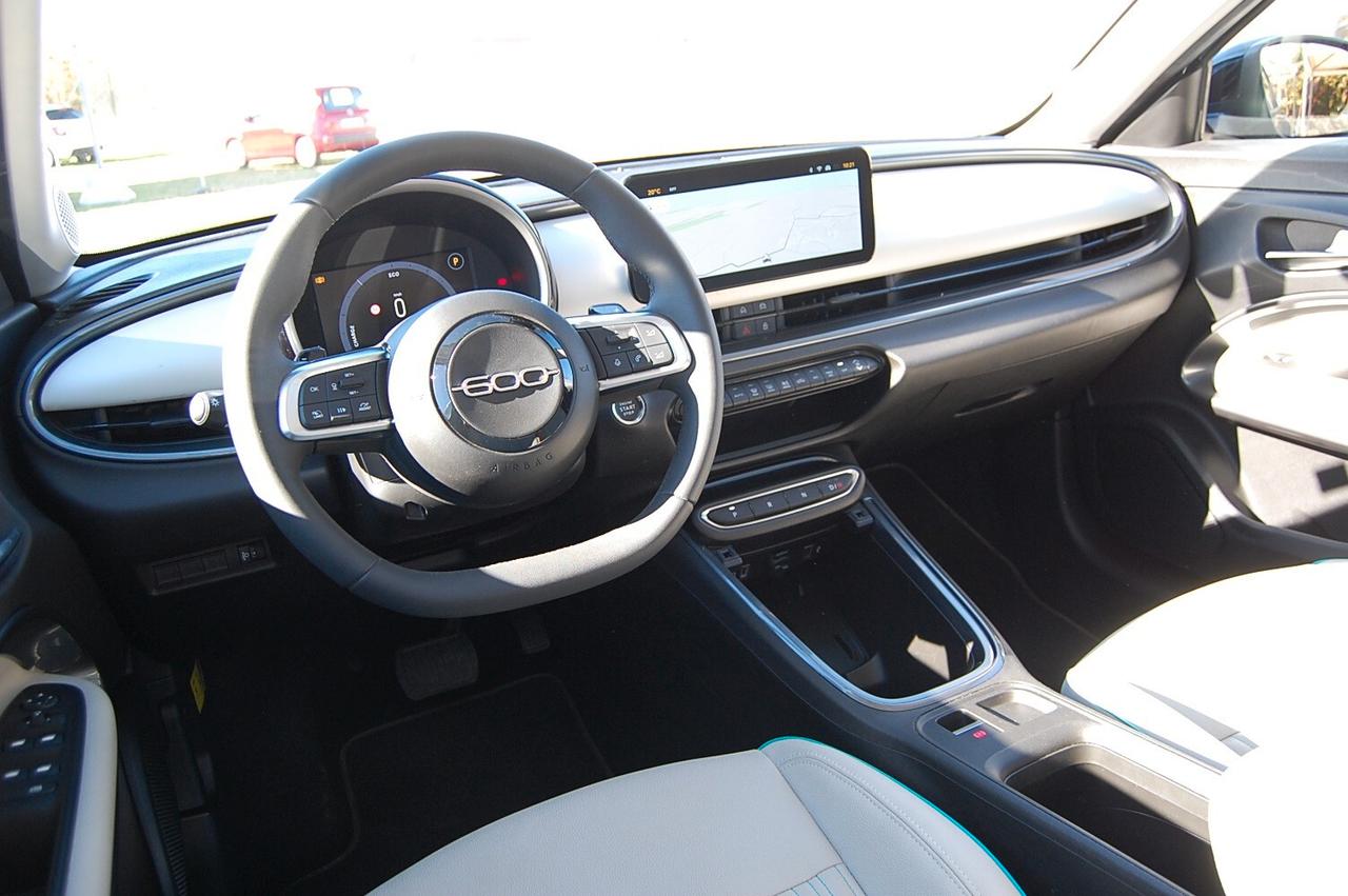 Fiat 600 Hybrid 100 CV DCT MHEV