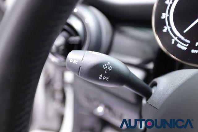 MINI Cooper 1.5 COOPER CAMDEN 5 PORTE FARI LED