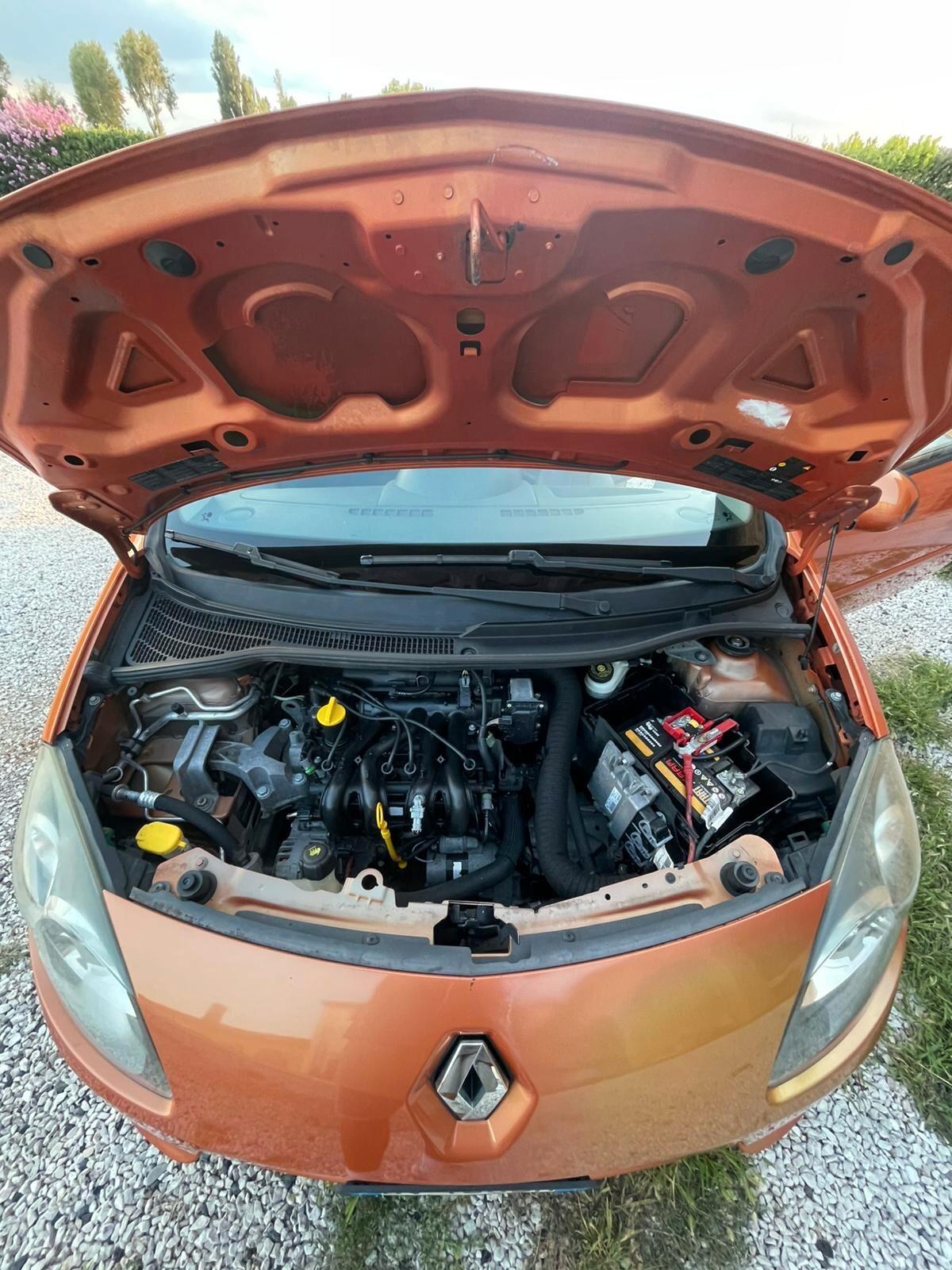 Renault Twingo 1.2 8V