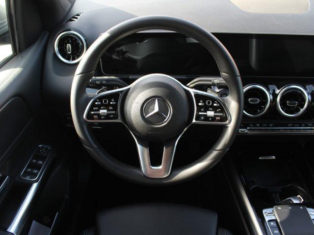 MERCEDES-BENZ B 180 d Automatic Sport