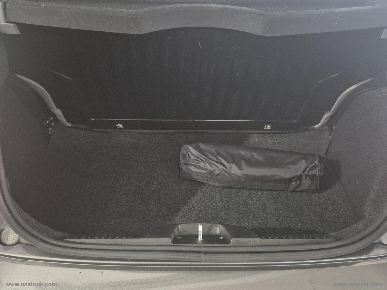 FIAT 500 Berlina Hybrid Pop CAMBIO AUTOMATICO DUAL LOGIC