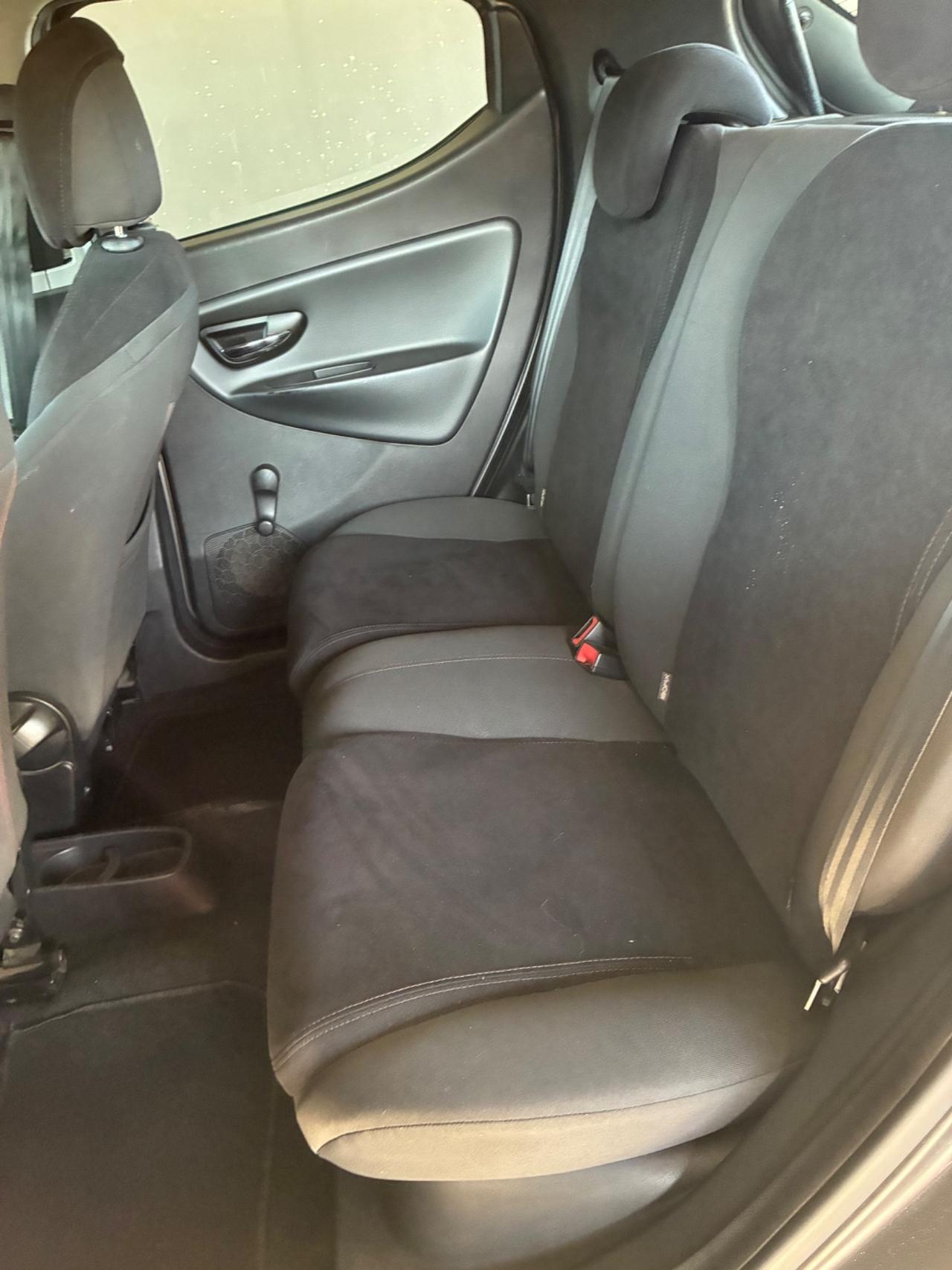 Lancia Ypsilon 1.2 69 CV Platinum