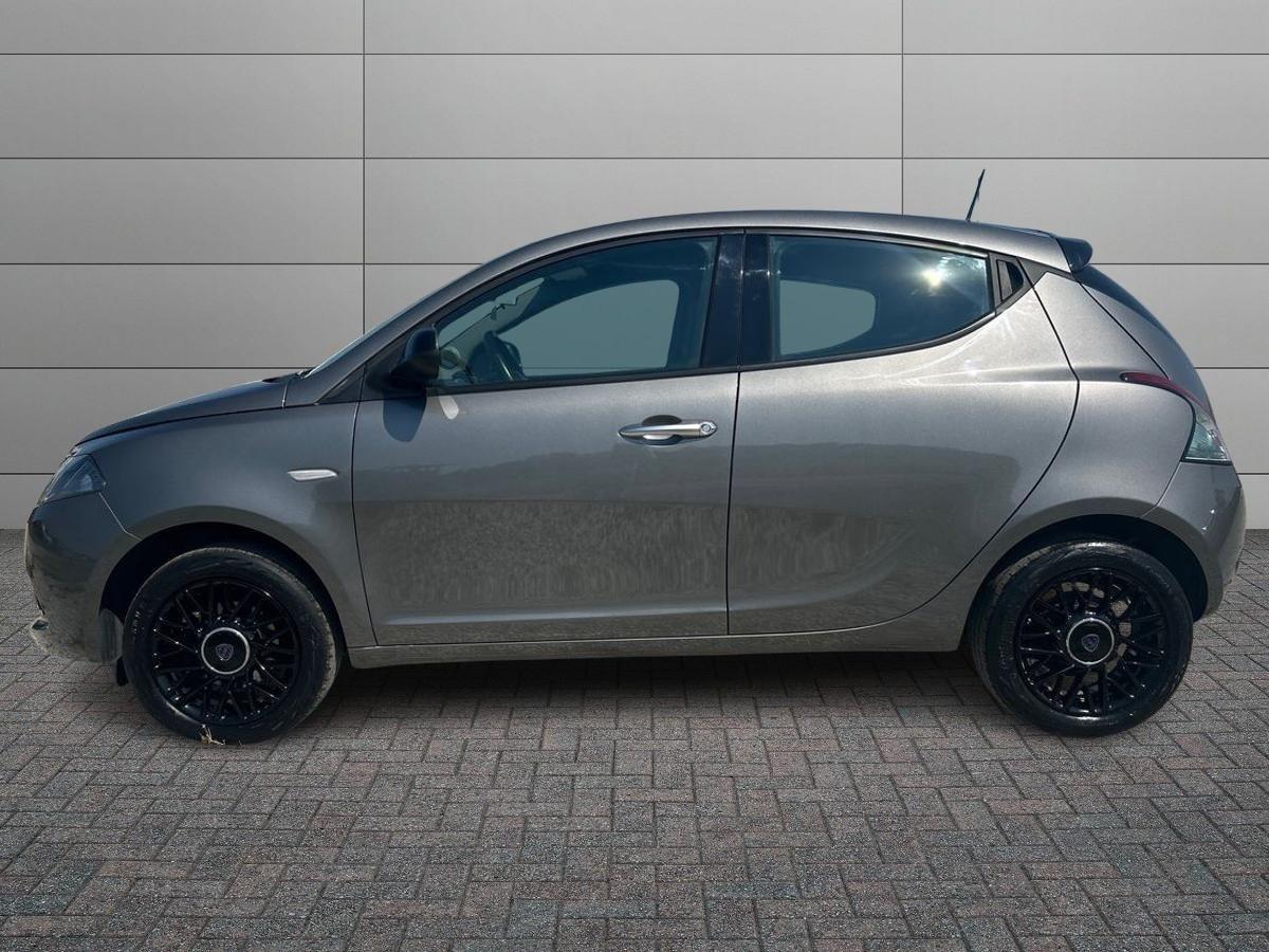 LANCIA Ypsilon 3ª serie - Ypsilon 1.0 FireFly 5 porte S&S Hybrid Or